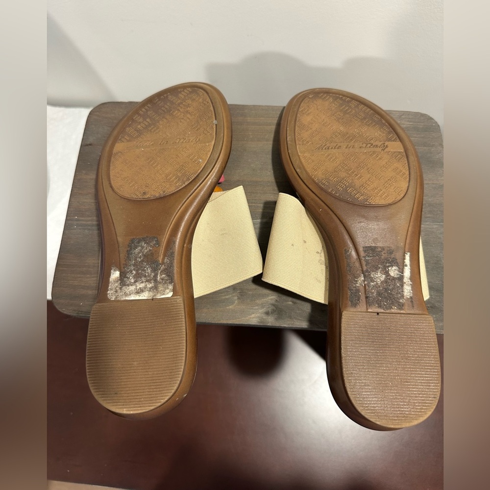 Italian Shoemakers Beige Floral Multicolor Leather Toe-Post Sandals, Women’s 7 - Picture 5 of 8